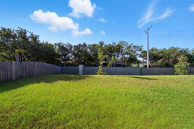 Building Photo - 8630 Sandy Plains Dr