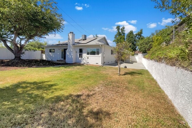 Building Photo - 13864 Lexicon Ave