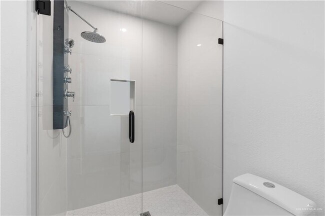 Building Photo - 14 N 17th St