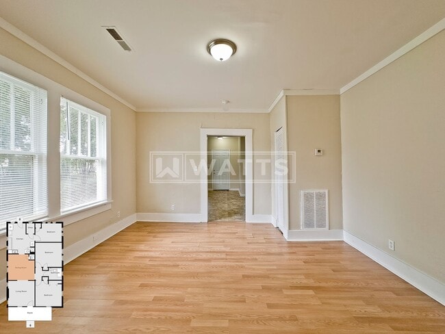 Building Photo - 3-Bedroom House in East Lake.