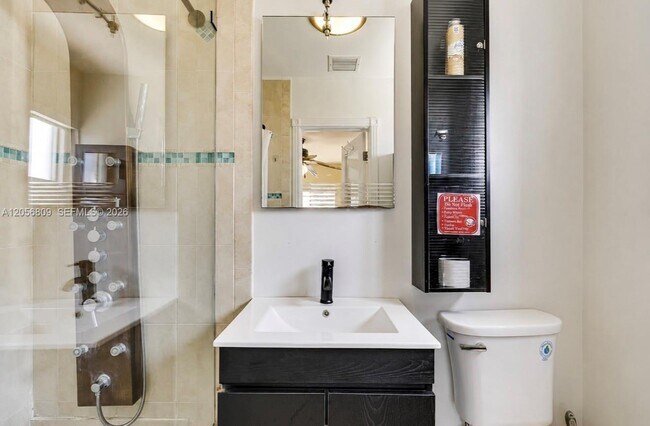 Building Photo - 963 Nautilus Isle