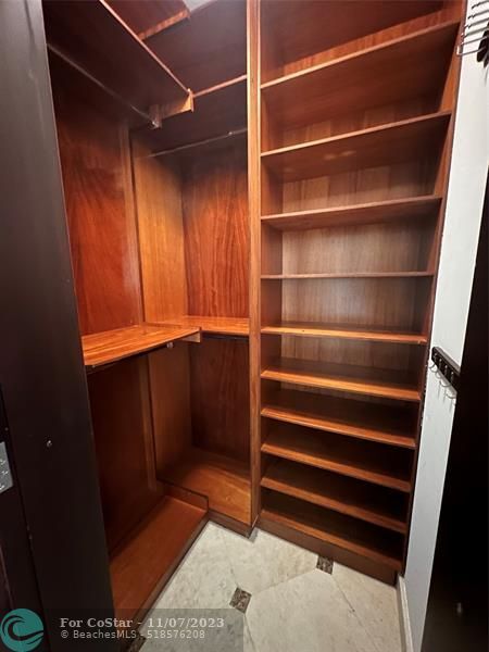 Building Photo - 441 Ridge Rd