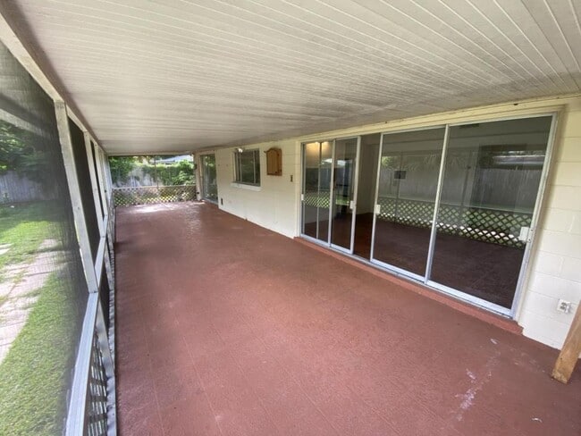 Building Photo - 25 Golfview Cir NE