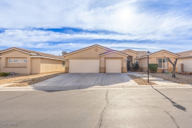 Building Photo - 8217 Cabin Springs Ave