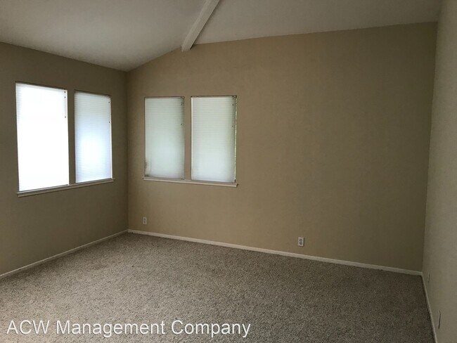 Building Photo - 3 br, 2 bath House - 985 Channing Ave.