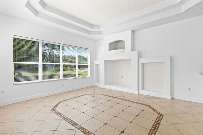 Building Photo - Gorgeous 3 Bedroom Home in Prestigious LPGA!