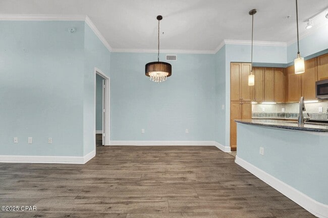 Building Photo - 8700 Front Beach Rd