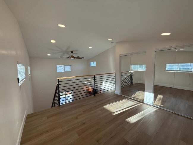 Building Photo - 811- 909 S Spruce Street