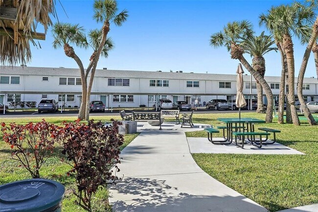 Building Photo - 5247 81st St N