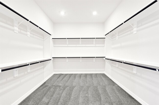 Building Photo - 9319 Galloway Wds Trl
