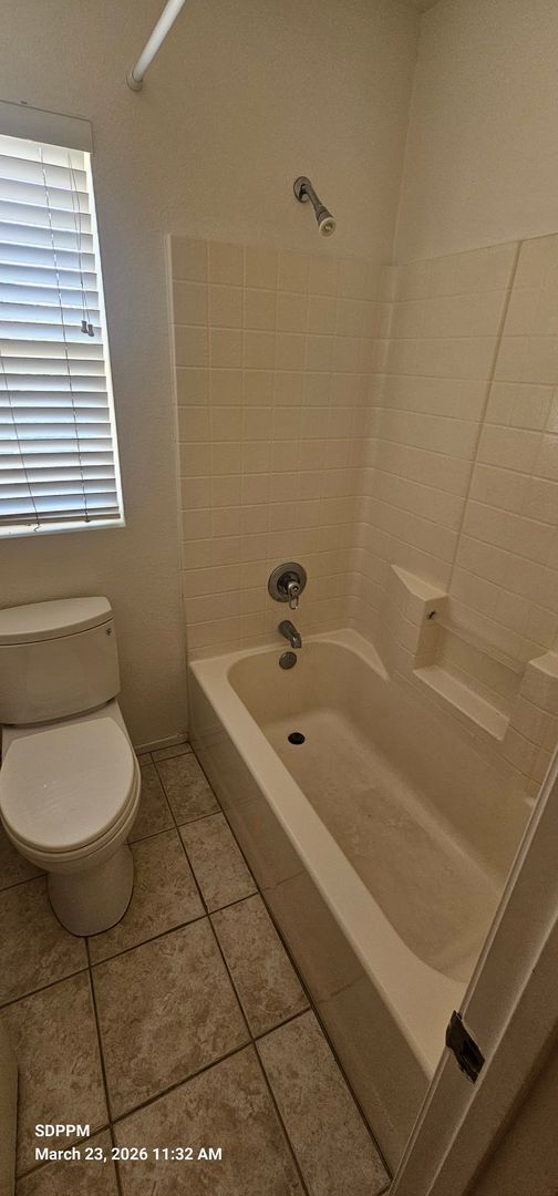 Building Photo - CARMEL VALLEY / SAN DIEGO - Torrey Hills Nice 4 Bedroom / 2.5 Bath House.  AVAILABLE NOW!