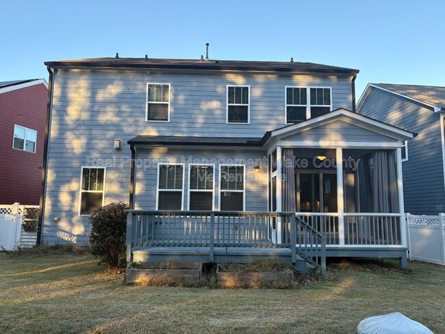 Building Photo - 1664 Highpoint St