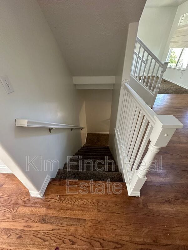 Building Photo - 9820 Deep Creek Dr
