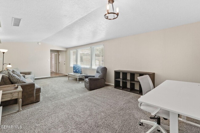Building Photo - 4871 Los Reales Dr