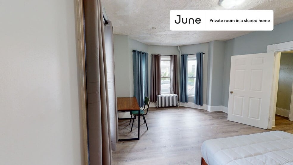 Building Photo - Room in Shared 7 bed/2 bath home in Allston