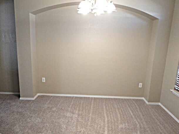 Building Photo - 10308 Oak Branch Ln