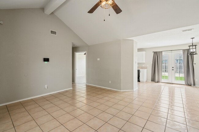 Building Photo - 224 Vista Hermosa
