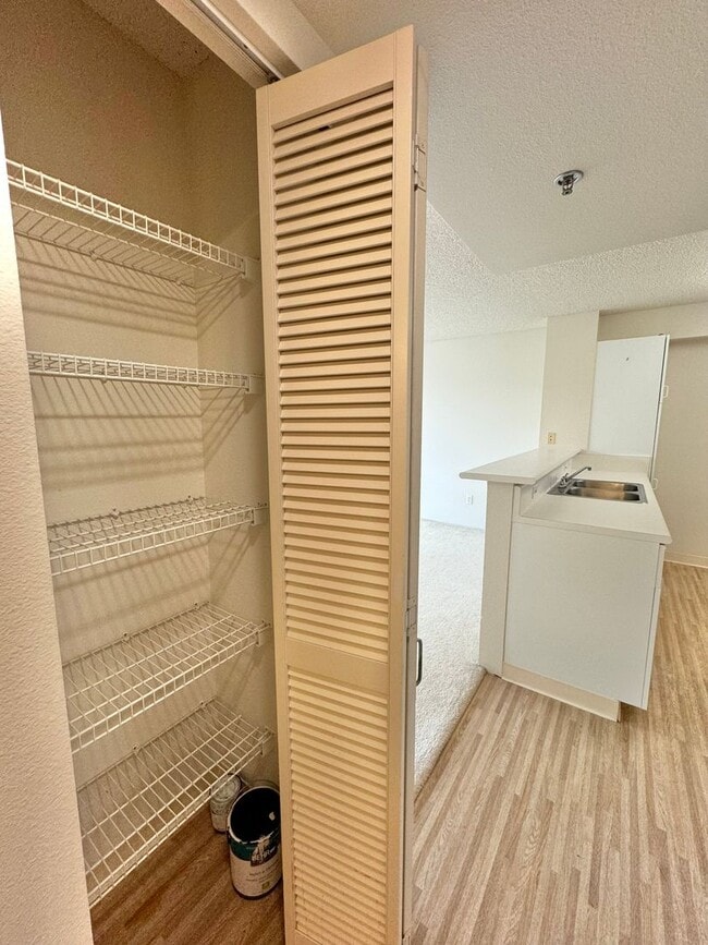 Building Photo - 1450 Young St