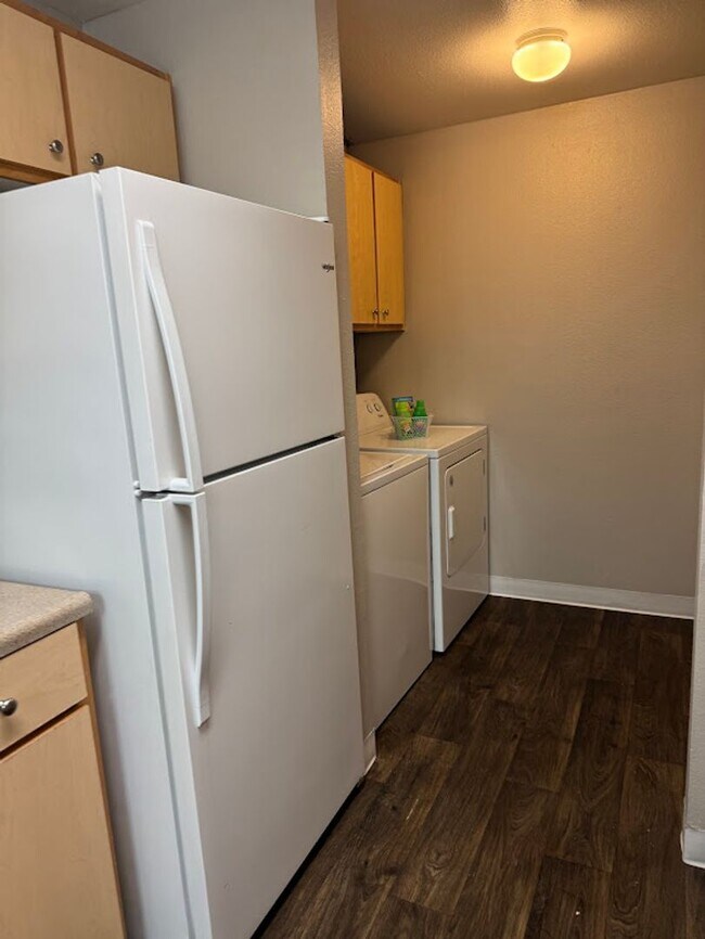 Building Photo - Everything you’ve been dreaming of is here. Come Lease today!