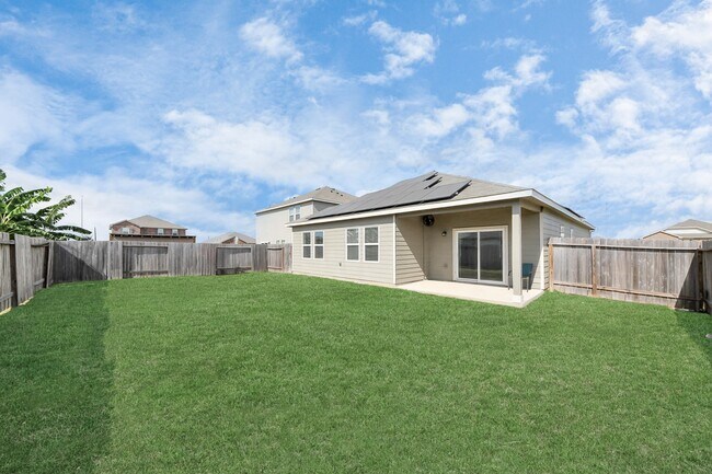 Building Photo - 6306 Highland Trl Dr