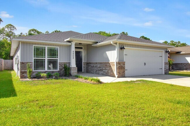 Building Photo - 8402 Island Dr