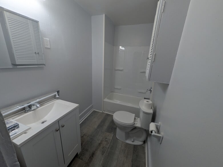 Bathroom - 1727 Clark Street Rd