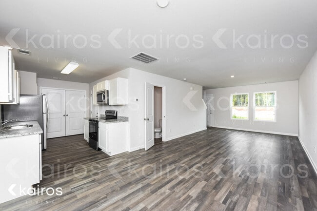 Building Photo - 826 Vistamount Path