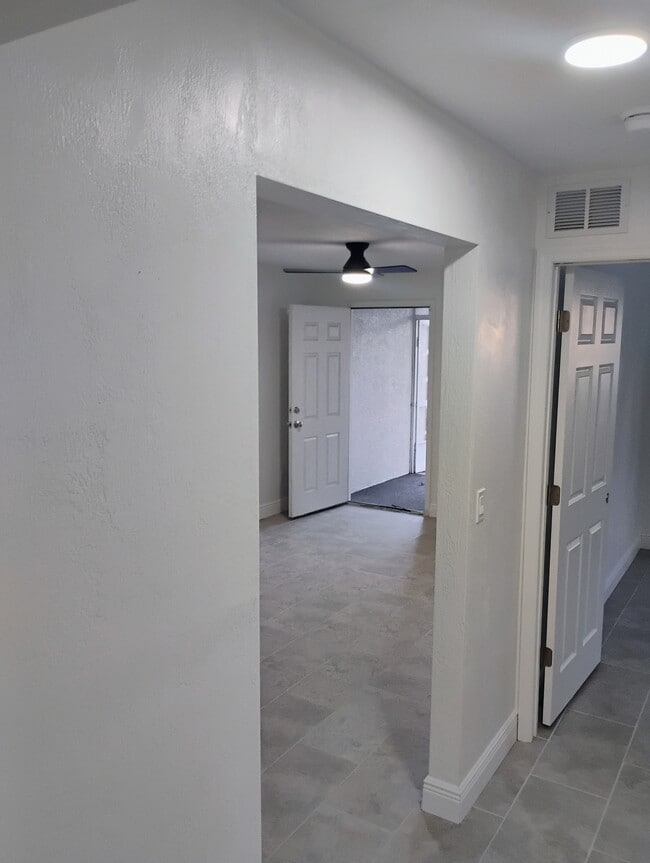 Building Photo - 512 Fulton St