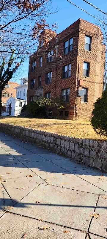 Building Photo - 5691 Colorado Ave NW