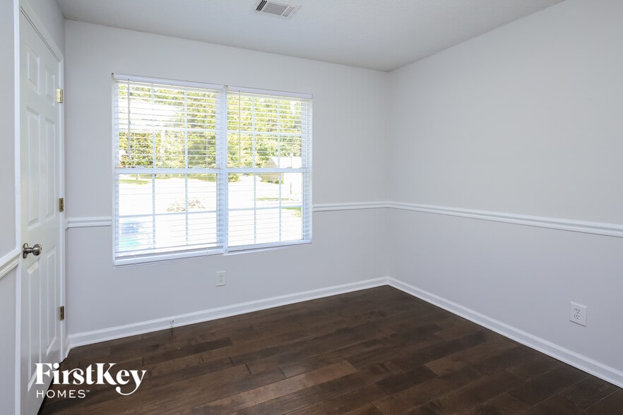 Building Photo - 1911 Natalie Dr