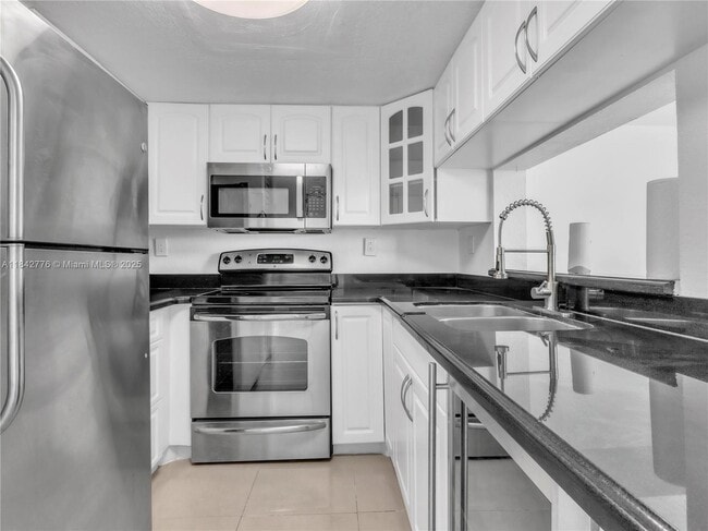 Primary Photo - 2075 SW 122nd Ave
