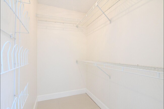 Building Photo - 15109 Ashland Dr