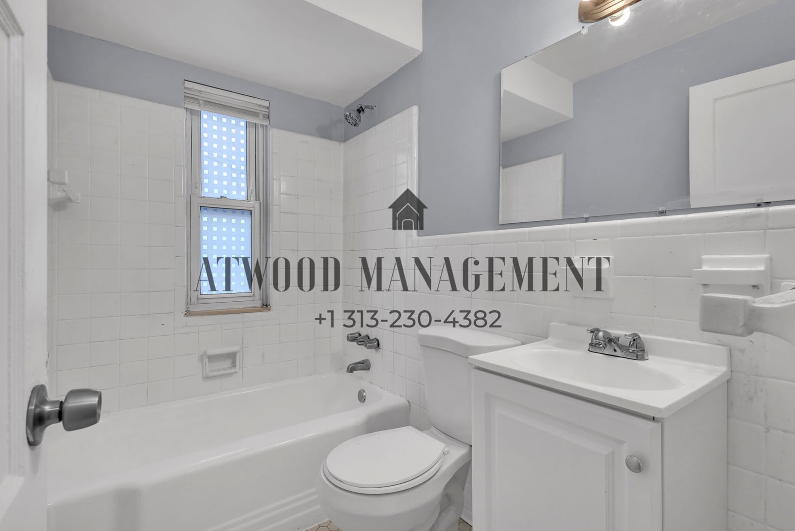 Building Photo - This beautifully updated 3-bedroom, 1-bath single-family home is ready for move-in!