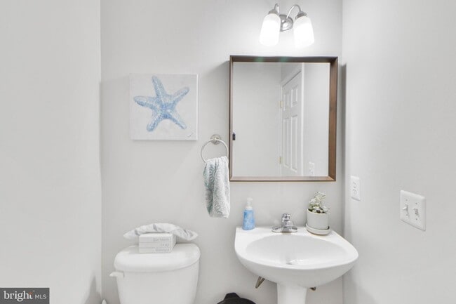 Building Photo - 115 Richard Dr SE