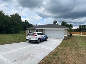 Building Photo - Beautiful  Home!