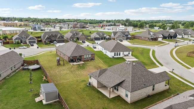 Building Photo - NEIGHBORHOOD POOL, WALKING TRAILS & ONE OF...