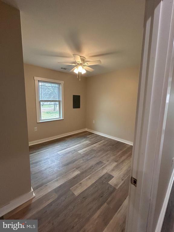 Building Photo - 1063 Tanyard Rd