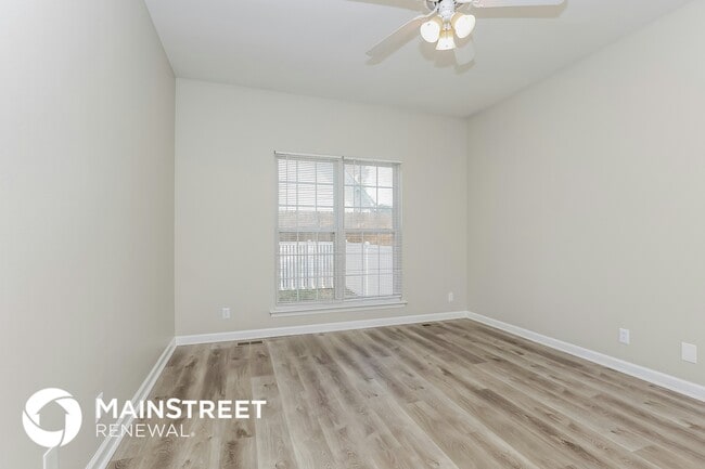 Building Photo - 1003 Montrose Dr