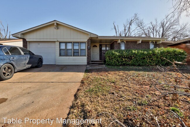 Building Photo - 5316 S Briarwood Dr
