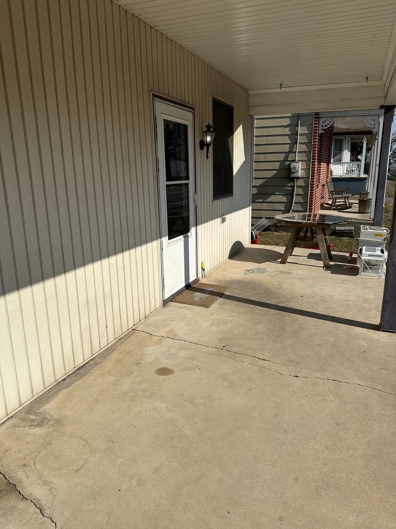 Building Photo - 1344 Newport Rd