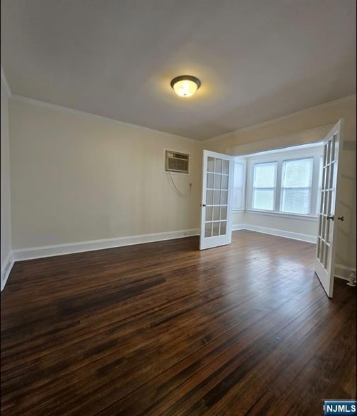 Building Photo - 103 Willow St