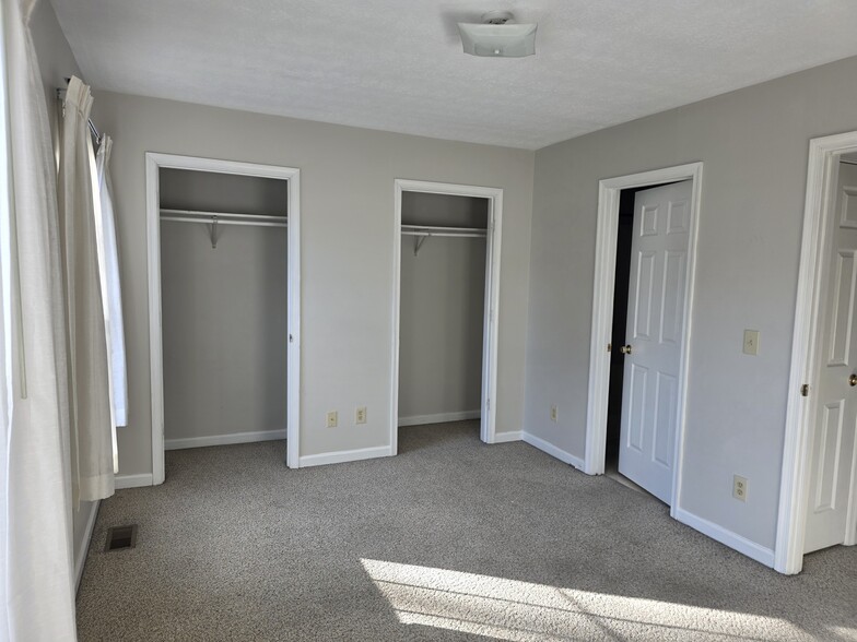 Building Photo - 2215 Reservoir St