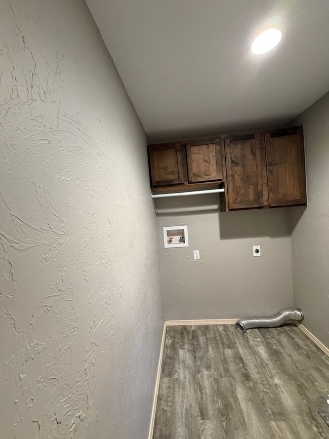 Building Photo - Ada OK Rental