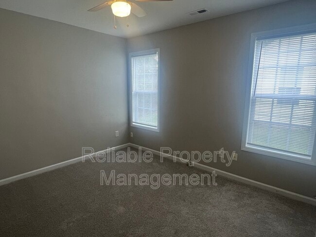 Building Photo - 5152 Limewood St