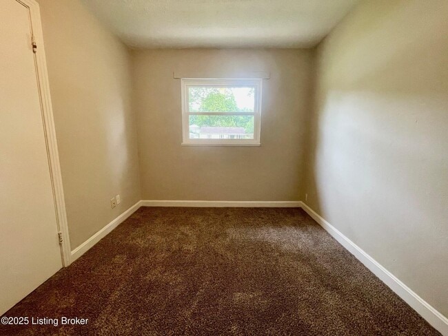 Building Photo - 4805 Seville Dr