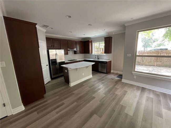 Building Photo - 4526 Merle Dr