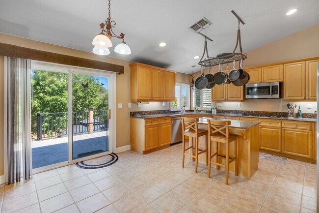 Building Photo - 4011 Prairie Falcon Dr