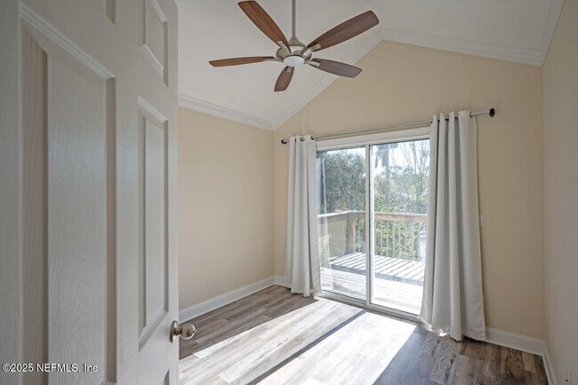 Building Photo - 2958 Lantana Lakes Dr E