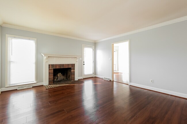 Building Photo - 8 Elderberry Ct