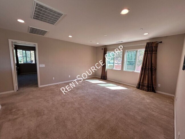 Building Photo - 41704 Wayladn Ct